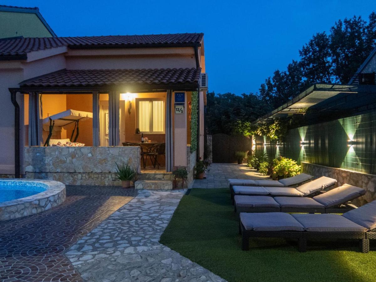 Holiday Home Ana - Mlk135 By Interhome Šilo Kültér fotó